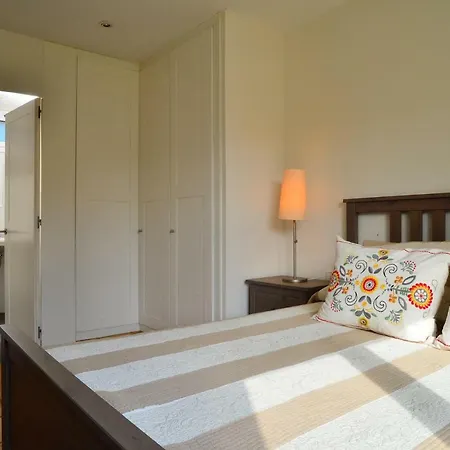 I-1 Mont-ras 8 Pax Holiday home *